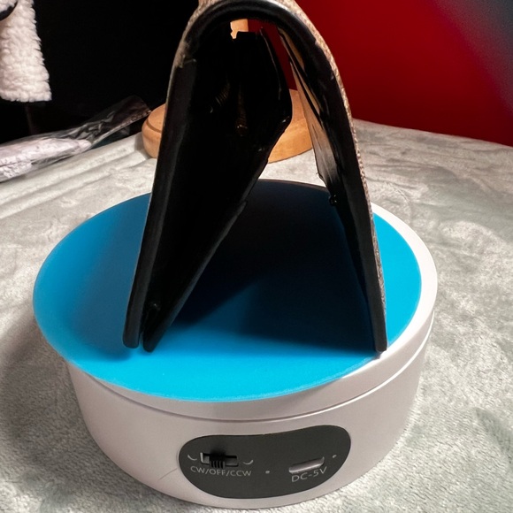 GUCCI Vintage Brown Monogram Leather Wallet EUC - Picture 2 of 10